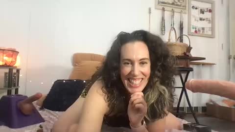 Bonnie online show from December 2024 05:50:01 PM