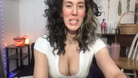 Bonnie online show from January 2025 05:10:01 PM