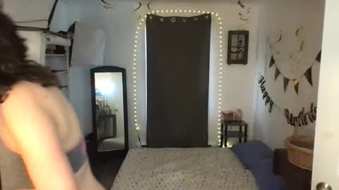Bonnie online show from February 2025 08:14:02 PM