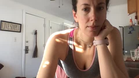Bonnie online show from February 2025 02:13:02 PM