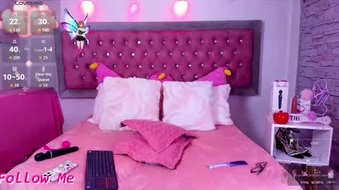 i AM Bonnie  online show from October 2025 05:30:01 AM