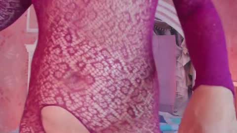 Snapshot of bonnie__milf chatting on October 2025 12:06:01 PM bonnie online show from October 2025 12:06:01 PM