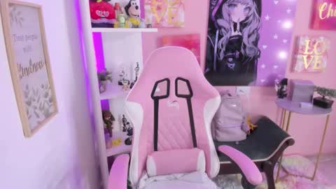 Snapshot of bonnie_benet chatting on October 2025 02:04:02 PM Bonnie online show from October 2025 02:04:02 PM