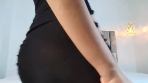 Snapshot of bonnie_bloom chatting on October 2025 06:44:02 AM Bonnie online show from October 2025 06:44:02 AM