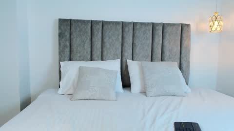 Snapshot of bonnie_bloom chatting on November 2025 08:25:01 AM Bonnie online show from November 2025 08:25:01 AM