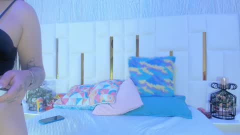 Snapshot of bonnie_sm chatting on November 2025 01:29:02 AM Bonnie online show from November 2025 01:29:02 AM