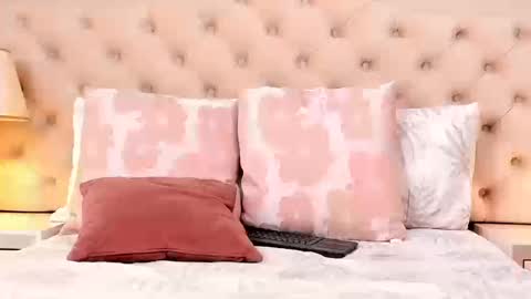 bonniebells online show from September 2025 04:29:01 PM