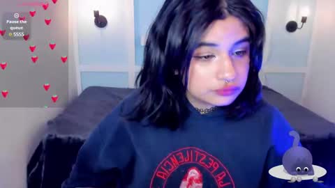 Bonnie online show from December 2024 05:11:02 AM