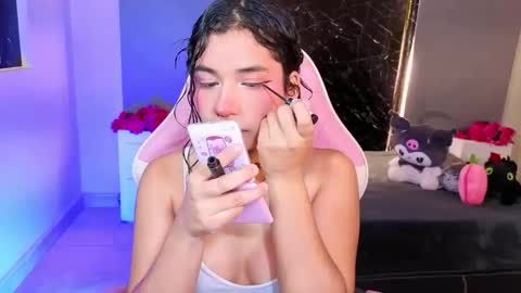 Bonnie online show from September 2025 03:41:02 AM