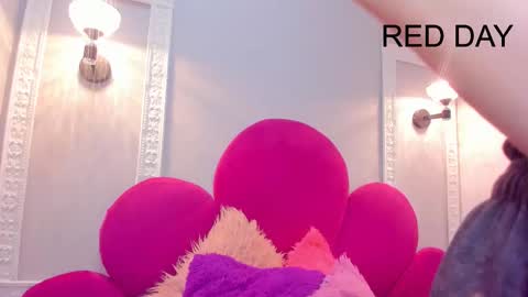 Snapshot of bonniie_22 chatting on October 2025 02:18:01 PM Bonnie online show from October 2025 02:18:01 PM