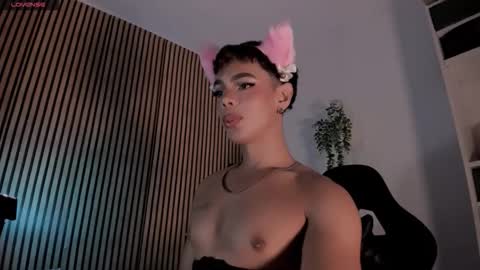 Snapshot of bonny_shine599 chatting on October 2025 05:19:02 PM Bonny Shine online show from October 2025 05:19:02 PM