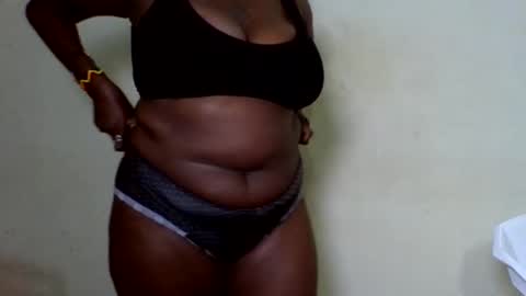 boobey_warden online show from November 2025 09:47:01 PM