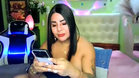 Snapshot of boobsylicious69 chatting on September 2025 02:55:01 PM Miles online show from September 2025 02:55:01 PM