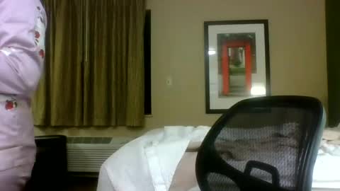 Snapshot of bookishdivya chatting on November 2025 06:56:02 AM Divya online show from November 2025 06:56:02 AM