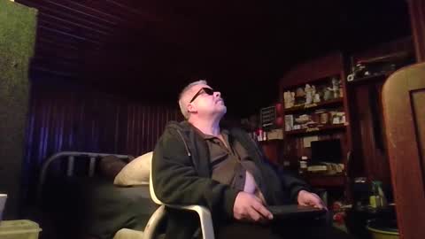 Snapshot of booshy chatting on October 2025 06:08:02 PM Booshwa online show from October 2025 06:08:02 PM