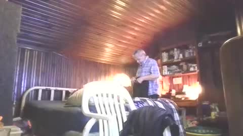 Snapshot of booshy chatting on November 2025 05:09:02 AM Booshwa online show from November 2025 05:09:02 AM