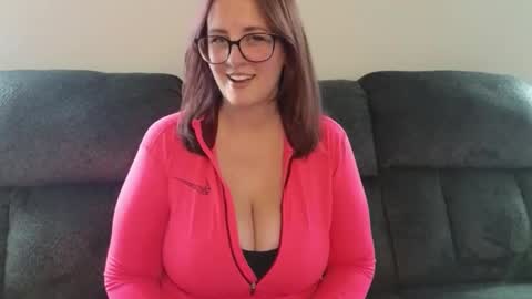boredbustyhousewife online show from October 2025 03:45:01 PM