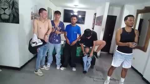 THOMAS AND DAMIAND online show from November 2025 06:40:02 PM