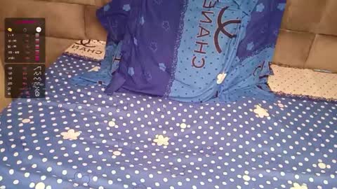 Snapshot of bossetassy chatting on October 2025 06:48:01 PM bossetassy online show from October 2025 06:48:01 PM