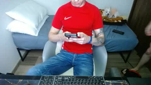 bossking019 online show from February 2025 01:56:02 PM