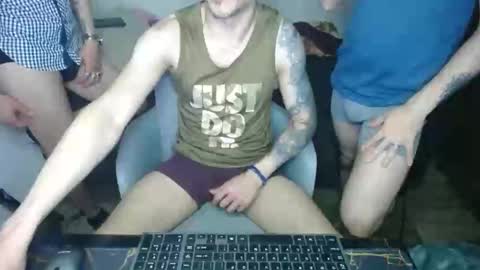 bossking019 online show from February 2025 01:26:01 AM