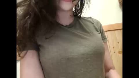 Bouncy Queen Majesty online show from September 2025 07:08:01 PM