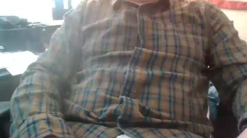 Snapshot of bourbonman144 chatting on October 2025 08:31:02 PM bourbonman144 online show from October 2025 08:31:02 PM