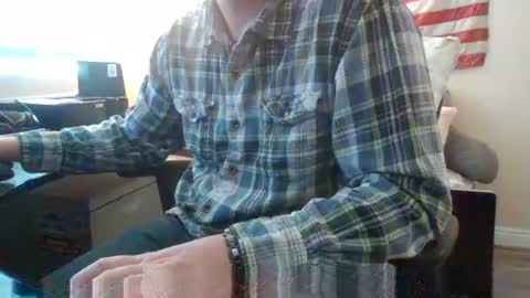 Snapshot of bourbonman144 chatting on November 2025 09:03:02 PM bourbonman144 online show from November 2025 09:03:02 PM