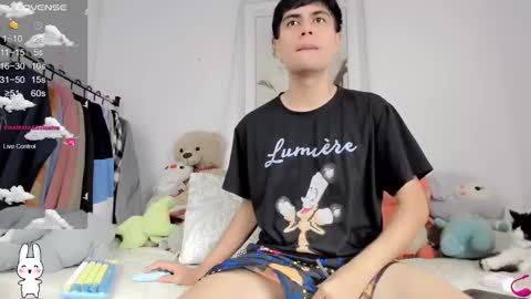 Snapshot of boy_andy__ chatting on February 2025 03:12:02 PM Aaron online show from February 2025 03:12:02 PM