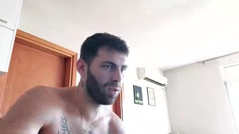 Snapshot of boy_aroundtheworld chatting on October 2025 02:32:02 PM Dan online show from October 2025 02:32:02 PM