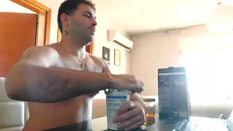 Snapshot of boy_aroundtheworld chatting on October 2025 12:41:02 PM Dan online show from October 2025 12:41:02 PM