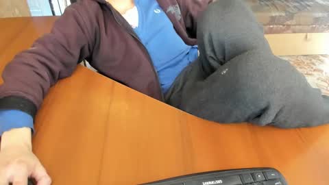 Snapshot of boyapollon chatting on October 2025 09:53:01 AM BoyApollon online show from October 2025 09:53:01 AM