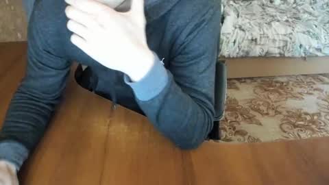 Snapshot of boyapollon chatting on October 2025 10:11:02 AM BoyApollon online show from October 2025 10:11:02 AM