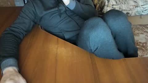 Snapshot of boyapollon chatting on November 2025 06:59:02 AM BoyApollon online show from November 2025 06:59:02 AM