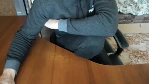 Snapshot of boyapollon chatting on November 2025 09:42:02 AM BoyApollon online show from November 2025 09:42:02 AM