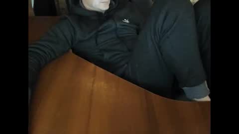 Snapshot of boyapollon chatting on November 2025 07:51:02 AM BoyApollon online show from November 2025 07:51:02 AM