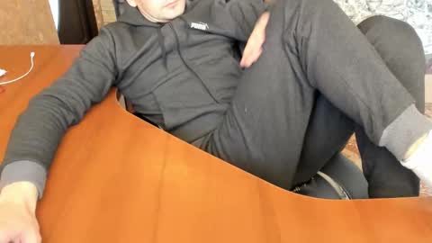 Snapshot of boyapollon chatting on November 2025 08:11:02 AM BoyApollon online show from November 2025 08:11:02 AM