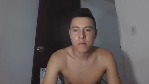 Tommy - OnFns  tommy  874 online show from October 2025 01:39:03 AM