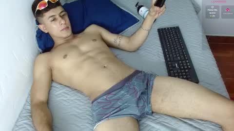 Snapshot of boyg_hots chatting on October 2025 09:48:02 PM boyg_hots online show from October 2025 09:48:02 PM