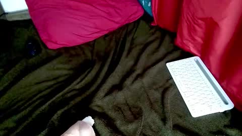 Snapshot of boys_dont_cryy chatting on November 2025 09:47:01 PM boys_dont_cryy online show from November 2025 09:47:01 PM