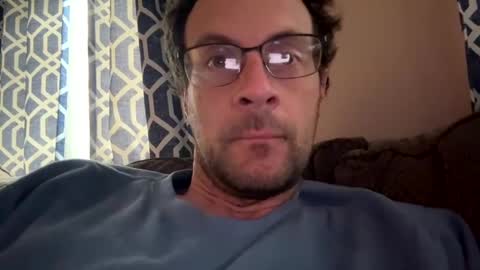 Snapshot of boysetsfire34 chatting on January 2025 02:57:01 PM boysetsfire34 online show from January 2025 02:57:01 PM