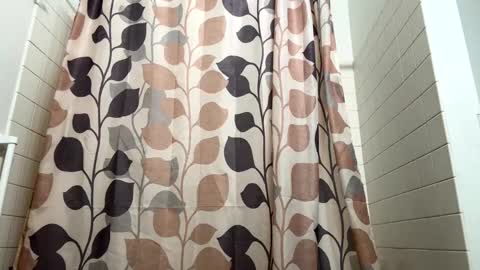 Snapshot of boysetsfire34 chatting on January 2025 10:41:01 PM boysetsfire34 online show from January 2025 10:41:01 PM