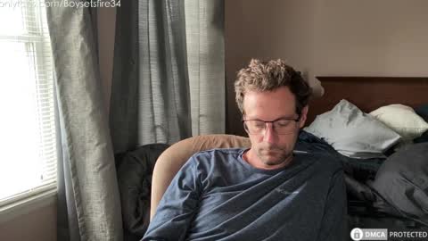 Snapshot of boysetsfire34 chatting on September 2025 02:21:01 PM boysetsfire34 online show from September 2025 02:21:01 PM