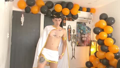 Snapshot of boysgang_sex chatting on October 2025 11:33:02 AM Angelo Mark Fernando Taylor online show from October 2025 11:33:02 AM