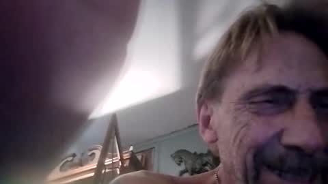 boytowhip online show from September 2025 10:04:01 PM