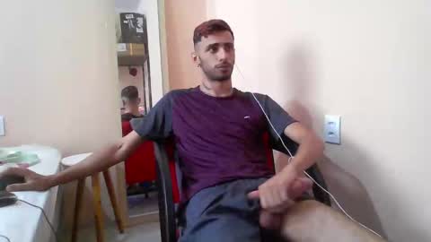 Snapshot of boyzinm2 chatting on January 2025 04:04:02 PM boyzinm2 online show from January 2025 04:04:02 PM