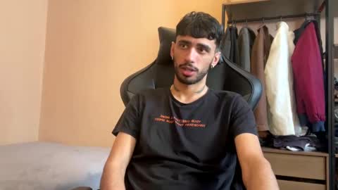 Snapshot of boyzinm2 chatting on November 2025 10:58:01 AM boyzinm2 online show from November 2025 10:58:01 AM