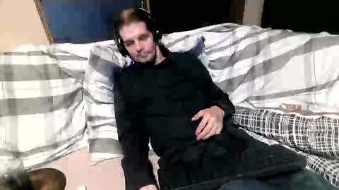 Snapshot of bponie1 chatting on October 2025 04:10:01 AM bponie1 online show from October 2025 04:10:01 AM