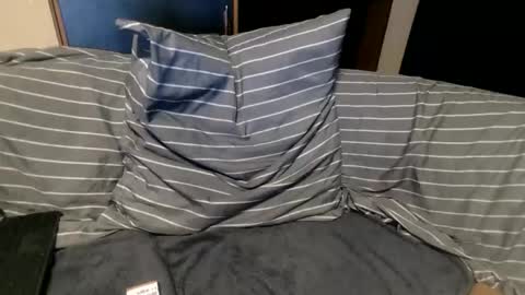 Snapshot of bponie1 chatting on December 2025 02:51:02 AM bponie1 online show from December 2025 02:51:02 AM