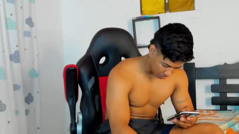 Snapshot of bradhadman chatting on October 2025 05:05:01 AM Brad online show from October 2025 05:05:01 AM